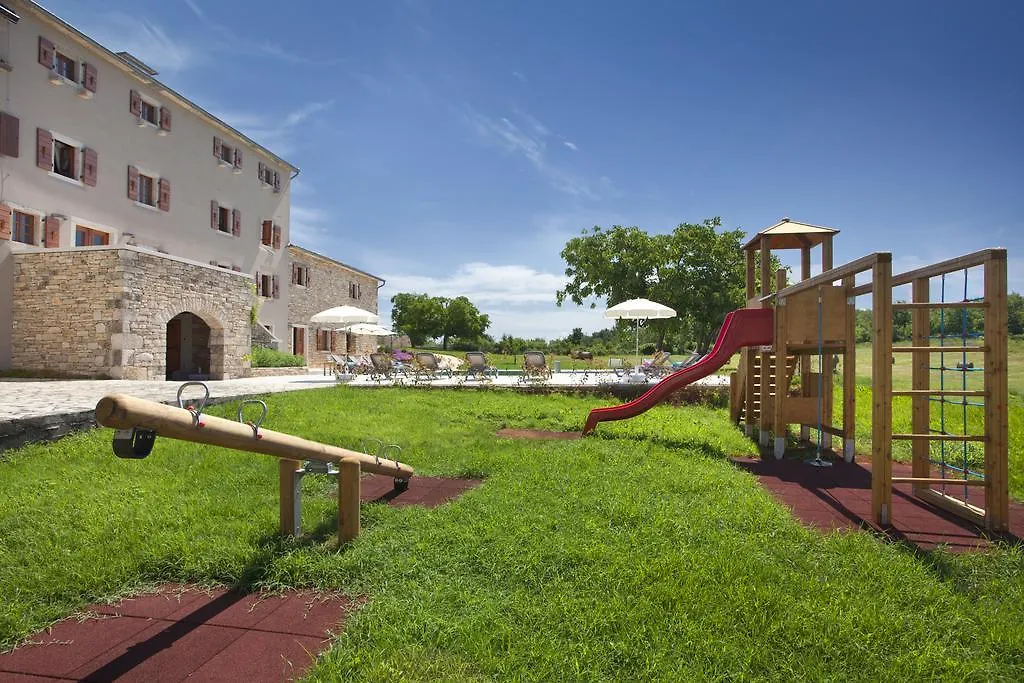 Villa Poropati, Groznjan, Istria - Luxury Countryside Estate For Up To 19 Persons - Large Pool Of 80M2 With Kids Section 0*, Groznjan